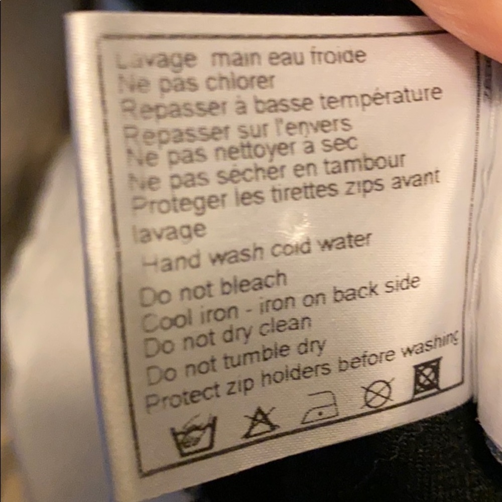 Can Chanel lovers tell me if this is authentic? - Picture 3 of 7